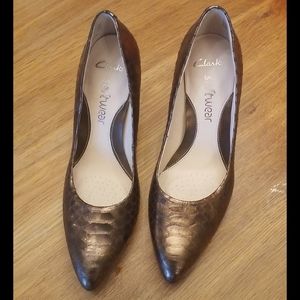 Women Heels 7US Clarks